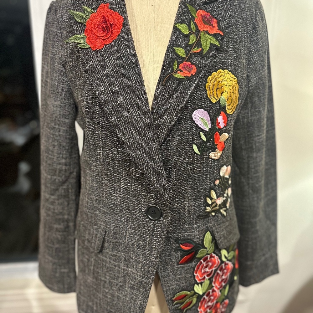 MAX STUDIO Embellished Blazer